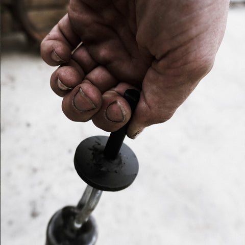 Short loading pin